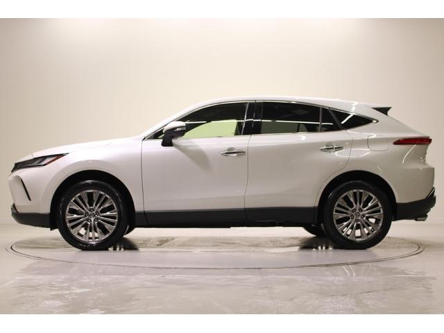 ハリアーハイブリッド Ｚ　禁煙車　ＪＢＬサウンド　純正１２．３型ナビ　ＯＰ全周囲カメラ　フルセグＴＶ　トヨタセーフティセンス　デジタルインナーミラー　レーダークルーズ　ヘッドアップディスプレイ　ブラインドスポットモニター（11枚目）