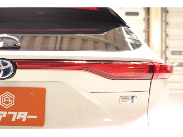 ハリアーハイブリッド Ｚ　禁煙車　ＪＢＬサウンド　純正１２．３型ナビ　ＯＰ全周囲カメラ　フルセグＴＶ　トヨタセーフティセンス　デジタルインナーミラー　レーダークルーズ　ヘッドアップディスプレイ　ブラインドスポットモニター（20枚目）