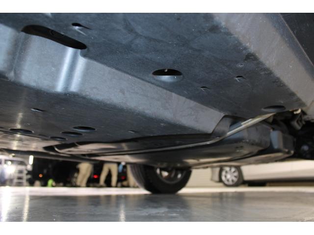 ハリアーハイブリッド Ｚ　禁煙車　ＪＢＬサウンド　純正１２．３型ナビ　ＯＰ全周囲カメラ　フルセグＴＶ　トヨタセーフティセンス　デジタルインナーミラー　レーダークルーズ　ヘッドアップディスプレイ　ブラインドスポットモニター（70枚目）