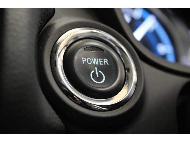 エクリプスクロスＰＨＥＶ Ｍ　禁煙車　ワンオーナー　純正ナビ　フルセグＴＶ　ＣＤ・ＤＶＤ再生　クルーズコントロール　クリアランスソナー　パドルシフト　オートライト　オートハイビーム　純正１８ＡＷ　電動格納ミラー　ＥＴＣ（5枚目）