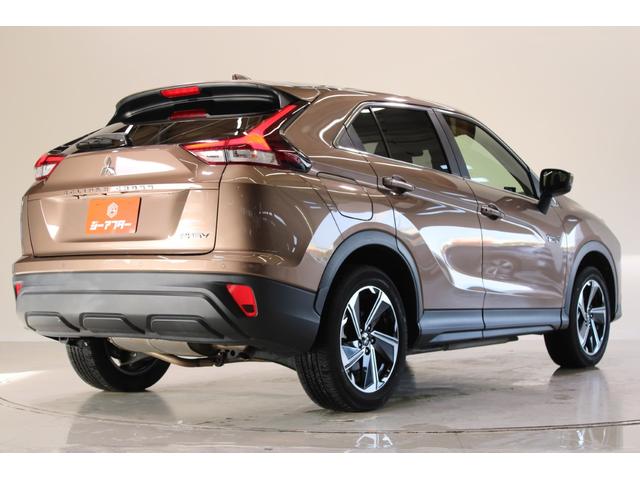 エクリプスクロスＰＨＥＶ Ｍ　禁煙車　ワンオーナー　純正ナビ　フルセグＴＶ　ＣＤ・ＤＶＤ再生　クルーズコントロール　クリアランスソナー　パドルシフト　オートライト　オートハイビーム　純正１８ＡＷ　電動格納ミラー　ＥＴＣ（13枚目）