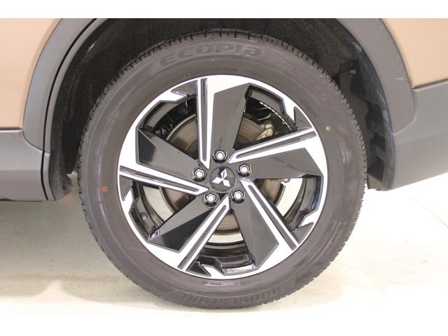 エクリプスクロスＰＨＥＶ Ｍ　禁煙車　ワンオーナー　純正ナビ　フルセグＴＶ　ＣＤ・ＤＶＤ再生　クルーズコントロール　クリアランスソナー　パドルシフト　オートライト　オートハイビーム　純正１８ＡＷ　電動格納ミラー　ＥＴＣ（25枚目）