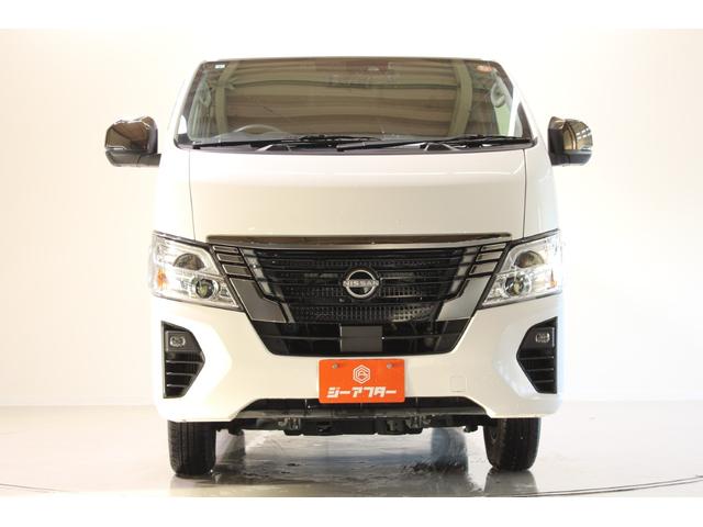 キャラバン 　ワンオーナー　純正ナビ　フルセグＴＶ　アラウンドビューモニター　運転席シートヒーター　ＬＥＤヘッドライト　純正１５インチアルミホイール　デジタルインナーミラー　ＥＴＣ　Ｂｌｕｅｔｏｏｔｈ　インテリキー（8枚目）