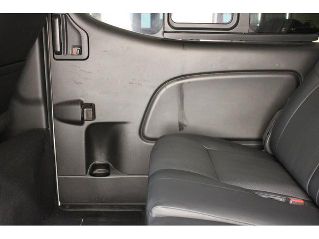 キャラバン 　ワンオーナー　純正ナビ　フルセグＴＶ　アラウンドビューモニター　運転席シートヒーター　ＬＥＤヘッドライト　純正１５インチアルミホイール　デジタルインナーミラー　ＥＴＣ　Ｂｌｕｅｔｏｏｔｈ　インテリキー（35枚目）