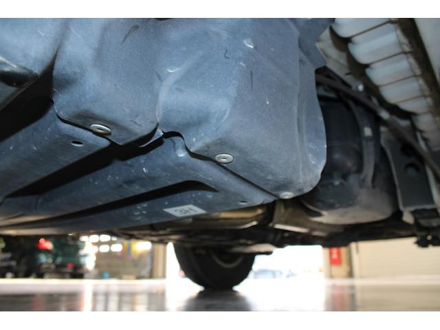 キャラバン 　ワンオーナー　純正ナビ　フルセグＴＶ　アラウンドビューモニター　運転席シートヒーター　ＬＥＤヘッドライト　純正１５インチアルミホイール　デジタルインナーミラー　ＥＴＣ　Ｂｌｕｅｔｏｏｔｈ　インテリキー（75枚目）