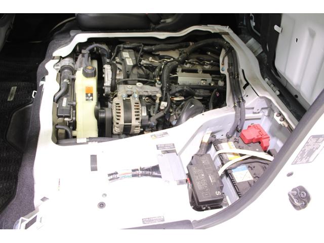 キャラバン 　ワンオーナー　純正ナビ　フルセグＴＶ　アラウンドビューモニター　運転席シートヒーター　ＬＥＤヘッドライト　純正１５インチアルミホイール　デジタルインナーミラー　ＥＴＣ　Ｂｌｕｅｔｏｏｔｈ　インテリキー（76枚目）