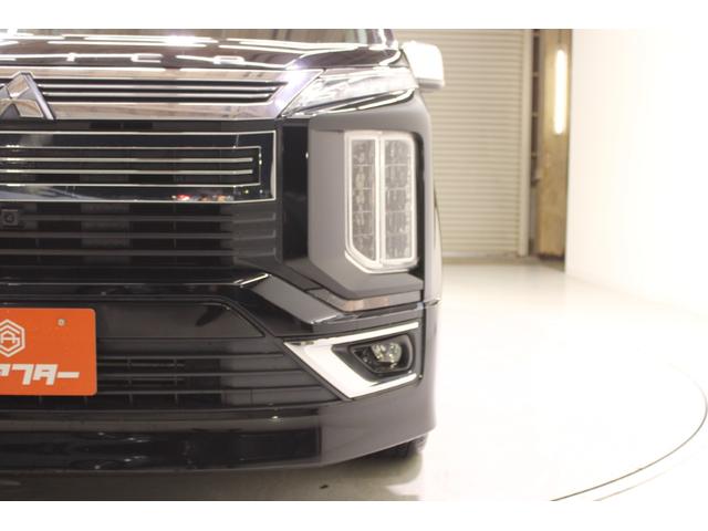 デリカＤ：５ アーバンギア　Ｇ　パワーパッケージ　禁煙車　純正１０インチナビ　フルセグＴＶ　マルチアラウンドモニター　黒革シート　前席シートヒーター　両側パワースライド　パワーバックドア　レーダークルーズコントロール　純正１８インチアルミホイール（16枚目）