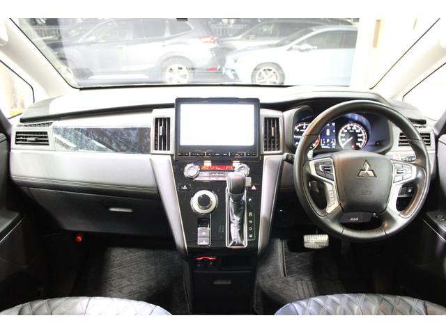 デリカＤ：５ アーバンギア　Ｇ　パワーパッケージ　禁煙車　純正１０インチナビ　フルセグＴＶ　マルチアラウンドモニター　黒革シート　前席シートヒーター　両側パワースライド　パワーバックドア　レーダークルーズコントロール　純正１８インチアルミホイール（49枚目）