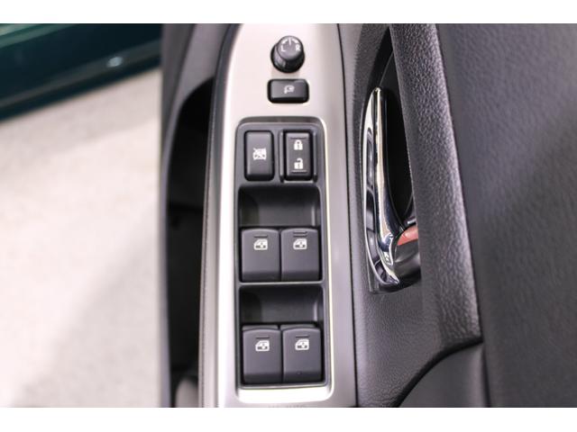 デリカＤ：５ アーバンギア　Ｇ　パワーパッケージ　禁煙車　純正１０インチナビ　フルセグＴＶ　マルチアラウンドモニター　黒革シート　前席シートヒーター　両側パワースライド　パワーバックドア　レーダークルーズコントロール　純正１８インチアルミホイール（56枚目）