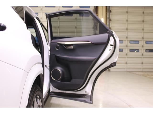 ＮＸ ＮＸ３００ｈ　Ｆスポーツ　禁煙車　メーカーナビ（ＳＤ確認中）　全周囲カメラ　フルセグＴＶ　ＯＰ電動リアゲート　温冷機能付き赤革シート　三眼ＬＥＤ　ＴＲＤマフラー　ステアリングヒーター　オートハイビーム　純正１８インチＡＷ（31枚目）