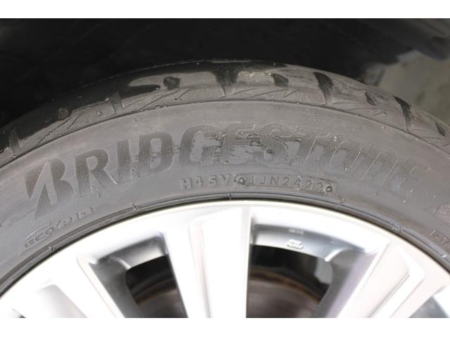 アルファード ２．５Ｓ　タイプゴールド　禁煙車　３眼ＬＥＤヘッドライト　純正９インチナビ　純正１２．１インチフリップダウンモニター　バックカメラ　パワーバックドア　両側電動スライドドア　ＥＴＣ２．０　オートハイビーム（27枚目）