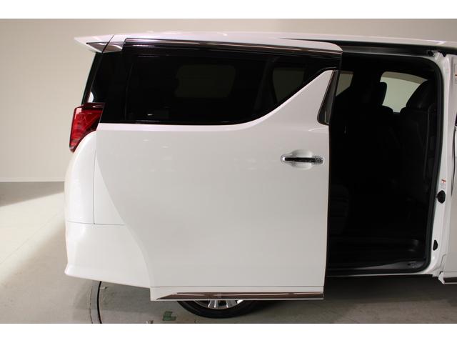 アルファード ２．５Ｓ　タイプゴールド　禁煙車　３眼ＬＥＤヘッドライト　純正９インチナビ　純正１２．１インチフリップダウンモニター　バックカメラ　パワーバックドア　両側電動スライドドア　ＥＴＣ２．０　オートハイビーム（32枚目）