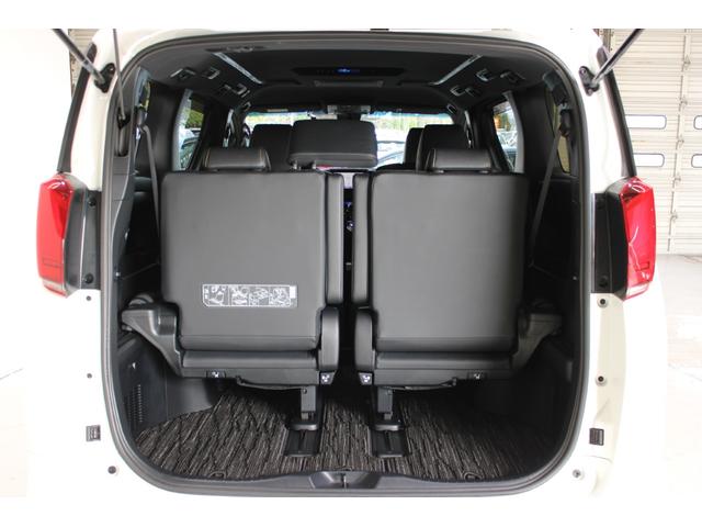 アルファード ２．５Ｓ　タイプゴールド　禁煙車　３眼ＬＥＤヘッドライト　純正９インチナビ　純正１２．１インチフリップダウンモニター　バックカメラ　パワーバックドア　両側電動スライドドア　ＥＴＣ２．０　オートハイビーム（34枚目）
