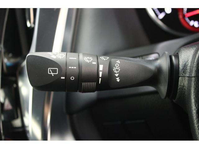 アルファード ２．５Ｓ　タイプゴールド　禁煙車　３眼ＬＥＤヘッドライト　純正９インチナビ　純正１２．１インチフリップダウンモニター　バックカメラ　パワーバックドア　両側電動スライドドア　ＥＴＣ２．０　オートハイビーム（53枚目）