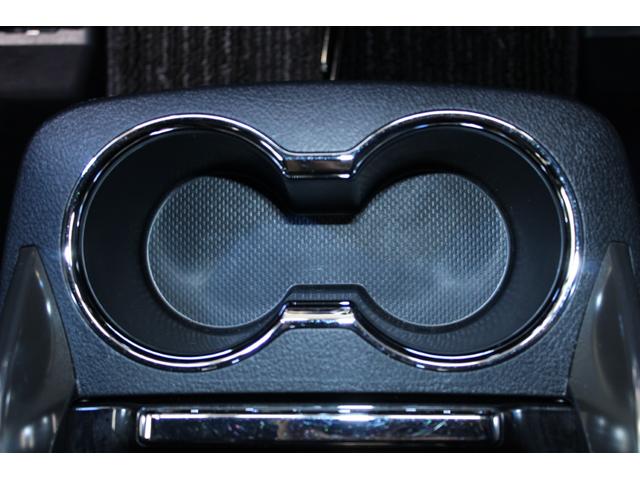 アルファード ２．５Ｓ　タイプゴールド　禁煙車　３眼ＬＥＤヘッドライト　純正９インチナビ　純正１２．１インチフリップダウンモニター　バックカメラ　パワーバックドア　両側電動スライドドア　ＥＴＣ２．０　オートハイビーム（61枚目）