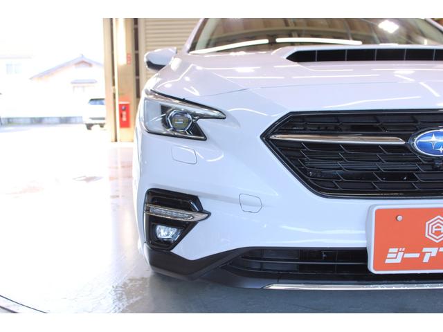 レヴォーグ ＳＴＩスポーツＲ　ＥＸ　禁煙車　純正１１．６インチナビ　フルセグＴＶ　バックカメラ　温熱本革シート　メモリ付きパワーシート　パワーバックドア　ＬＥＤヘッドライト　オートライト　ＬＥＤフォグライト　純正１８インチＡＷ　ＥＴＣ（17枚目）