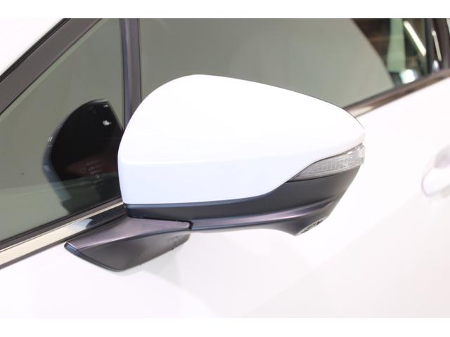 レヴォーグ ＳＴＩスポーツＲ　ＥＸ　禁煙車　純正１１．６インチナビ　フルセグＴＶ　バックカメラ　温熱本革シート　メモリ付きパワーシート　パワーバックドア　ＬＥＤヘッドライト　オートライト　ＬＥＤフォグライト　純正１８インチＡＷ　ＥＴＣ（21枚目）