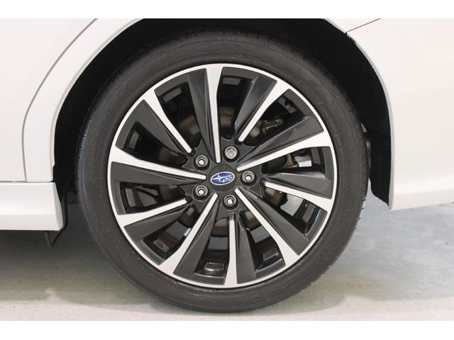 レヴォーグ ＳＴＩスポーツＲ　ＥＸ　禁煙車　純正１１．６インチナビ　フルセグＴＶ　バックカメラ　温熱本革シート　メモリ付きパワーシート　パワーバックドア　ＬＥＤヘッドライト　オートライト　ＬＥＤフォグライト　純正１８インチＡＷ　ＥＴＣ（25枚目）