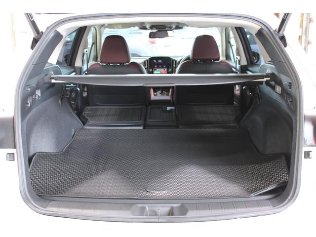 レヴォーグ ＳＴＩスポーツＲ　ＥＸ　禁煙車　純正１１．６インチナビ　フルセグＴＶ　バックカメラ　温熱本革シート　メモリ付きパワーシート　パワーバックドア　ＬＥＤヘッドライト　オートライト　ＬＥＤフォグライト　純正１８インチＡＷ　ＥＴＣ（34枚目）