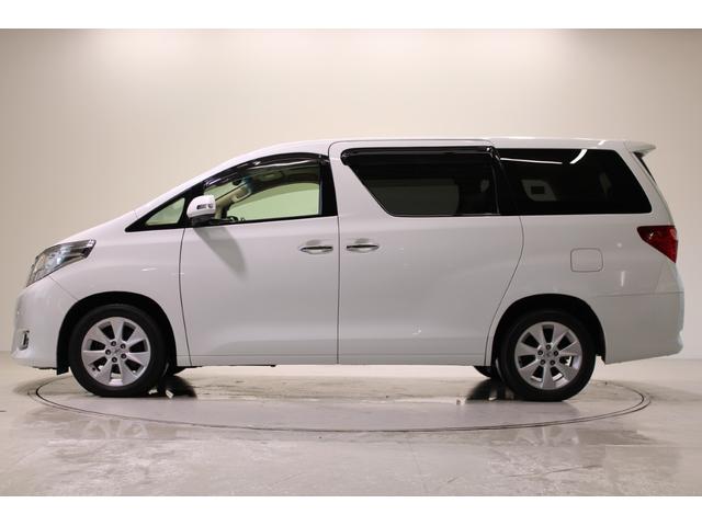 アルファード ３５０Ｇ　Ｌパッケージ　禁煙車　サンルーフ　後席モニター　純正ナビ　フルセグＴＶ　全周囲カメラ　両側電動スライドドア　電動リアゲート　クルーズコントロールシステム　パワーシート　シートヒーター　ＥＴＣ　１００Ｖ電源　全塗装（11枚目）