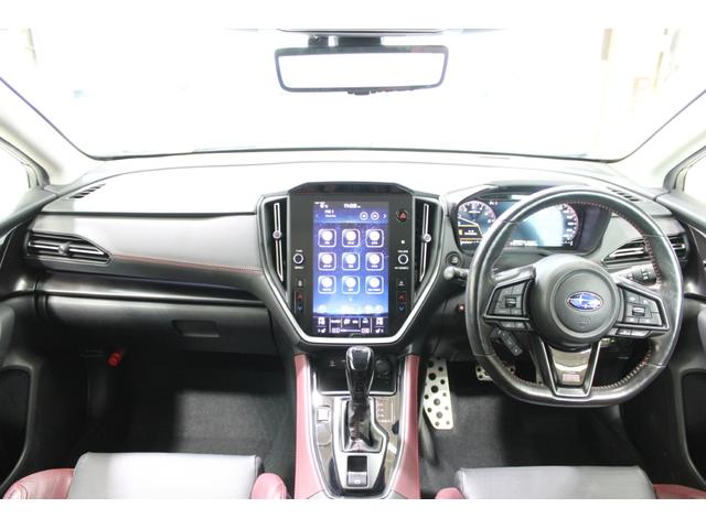 レヴォーグ ＳＴＩスポーツ　ＥＸ　禁煙車　純正１１．６インチナビ　フルセグＴＶ　バックカメラ　デジタルインナーミラー　全席赤黒革温熱シート　電動リアゲート　アイサイトＸ　メモリ付きパワーシート　アダクティブヘッドライト　ＥＴＣ２．０（46枚目）