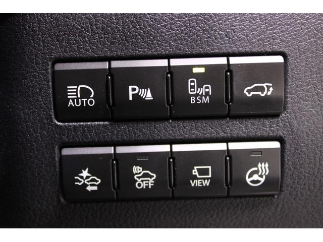 大好評のボディコーティング「ハイモースコート」もご納車までに施工可能。雨染みや線傷など中古車だからと諦めていませんか？ピカピカの状態でお乗り出しいただけます。