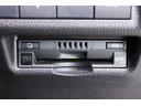 ＲＡＶ４ ハイブリッドＸ　サンルーフ／純正９インチナビ／地デジ／バックカメラ／レーダークルーズコントロール／ＬＥＤヘッドライト／フロントフォグライト／衝突軽減ブレーキ／純正１７インチＡＷ／ＥＴＣ／障害物センサー／電動格納ミラー（5枚目）