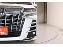 ２．５Ｓ　Ｓｔｒａｄａナビ／バックカメラ／地デジ／両側電動／アルパイン後席モニター／レーダークルーズコントロール／ＬＥＤ／ＥＴＣ／８人乗り／純正１８インチアルミホイール／電動格納ミラー／（15枚目）