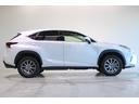 ＮＸ３００　禁煙車　サンルーフ　純正１０．３インチナビ　フルセグＴＶ　バックサイドカメラ　レーダークルーズコントロール　衝突軽減ブレーキ　ＬＥＤヘッドライト　ＥＴＣ２．０　電動リアゲート　パワーシート　純正ＡＷ（14枚目）