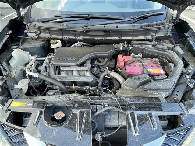 エクストレイル 20X エマージェンシーブレーキパッケージ 純正SDナビ 全方位カメラ ビルトインETC 衝突被害軽減ブレーキ アイドリングストップ クルーズコントロール 革シート シートヒーター LEDヘッドライト オートライト フォグランプ ドアバイザー(19枚目)