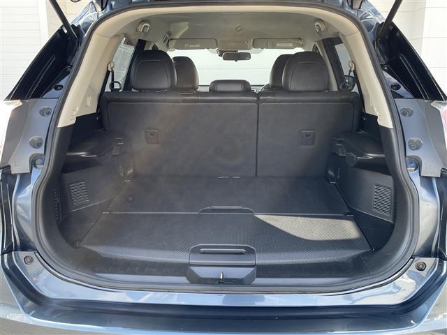 エクストレイル 20X エマージェンシーブレーキパッケージ 純正SDナビ 全方位カメラ ビルトインETC 衝突被害軽減ブレーキ アイドリングストップ クルーズコントロール 革シート シートヒーター LEDヘッドライト オートライト フォグランプ ドアバイザー(39枚目)