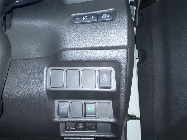 エクストレイル 20X 4WD 純正メモリーナビ バックカメラ 純正ドライブレコーダー 純正ビルトインETC 衝突被害軽減システム レーダーオートクルーズ 横滑り防止装置 アイドリングストップ 合皮シート シートヒーター(29枚目)