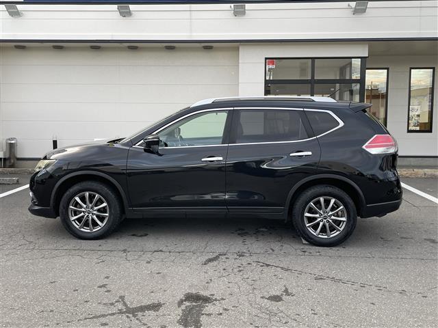 エクストレイル 20X エマージェンシーブレーキパッケージ 4WD ルーフレール 純正メモリーナビ ビルトインETC 純正ドライブレコーダー アイドリングストップ 衝突被害軽減システム 横滑り防止装置 ダウンヒルアシストコントロール シートヒーター 合皮シート(7枚目)