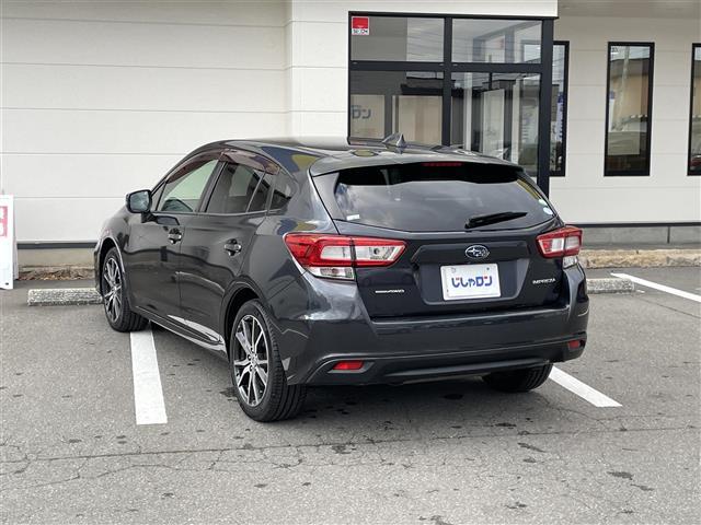 インプレッサスポーツ ２．０ｉ－Ｌアイサイト　４ＷＤ　純正８インチＳＤナビ　バックカメラ　ビルトインＥＴＣ　ドライブレコーダー　レーダークルーズコントロール　衝突被害軽減ブレーキ　レーンキープアシスト　横滑り防止装置　アイドリングストップ（10枚目）