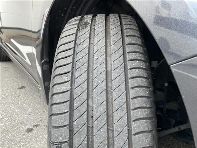 インプレッサスポーツ ２．０ｉ－Ｌアイサイト　４ＷＤ　純正８インチＳＤナビ　バックカメラ　ビルトインＥＴＣ　ドライブレコーダー　レーダークルーズコントロール　衝突被害軽減ブレーキ　レーンキープアシスト　横滑り防止装置　アイドリングストップ（17枚目）