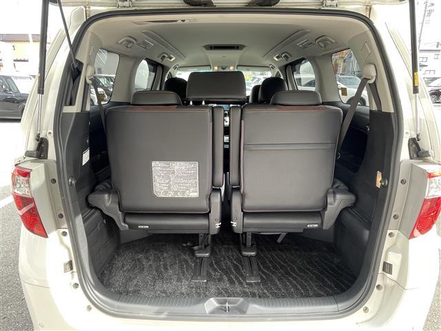 アルファード ２４０Ｓ　タイプゴールド　純正ナビ　ＴＶ　Ｂカメ　ＥＴＣ　両ＰＳ　パワーバックドア　オットマン　ハーフレザー（26枚目）