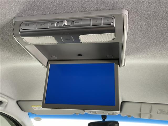 ステップワゴンスパーダ Ｚ　クールスピリット　純正ナビ　ＴＶ　Ｂカメ　ＥＴＣ　両ＰＳ　フリップダウンモニター（8枚目）