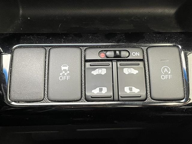 ステップワゴンスパーダ Ｚ　クールスピリット　純正ナビ　ＴＶ　Ｂカメ　ＥＴＣ　両ＰＳ　フリップダウンモニター（12枚目）