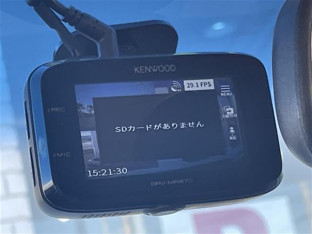 ステップワゴンスパーダ Ｚ　純正９型ナビゲーション　バックカメラ　リヤモニター　ＨＩＤヘッドライト　フォグランプ　両側パワースライドドア　２カメラドライブレコーダー　ＥＴＣ　クルーズコントロール　純正フロアマット　取扱説明書（8枚目）