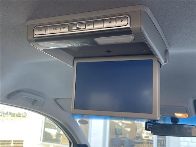 ステップワゴンスパーダ Ｚ　純正９型ナビゲーション　バックカメラ　リヤモニター　ＨＩＤヘッドライト　フォグランプ　両側パワースライドドア　２カメラドライブレコーダー　ＥＴＣ　クルーズコントロール　純正フロアマット　取扱説明書（17枚目）