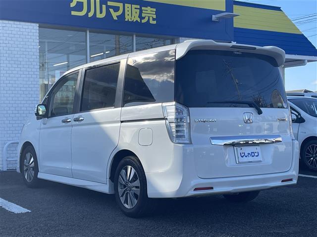 ステップワゴンスパーダ Ｚ　純正９型ナビゲーション　バックカメラ　リヤモニター　ＨＩＤヘッドライト　フォグランプ　両側パワースライドドア　２カメラドライブレコーダー　ＥＴＣ　クルーズコントロール　純正フロアマット　取扱説明書（41枚目）