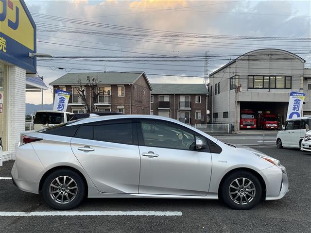 プリウス S ナビ バックカメラ レーダークルーズコントロール ETC オートライト ドライブレコーダー(9枚目)