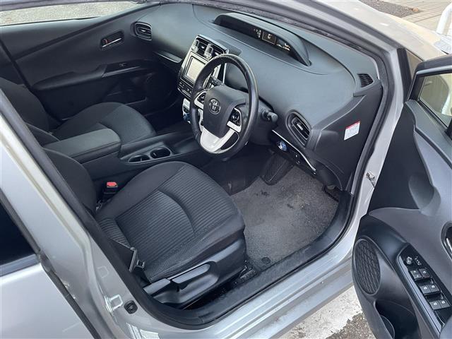 プリウス S ナビ バックカメラ レーダークルーズコントロール ETC オートライト ドライブレコーダー(24枚目)