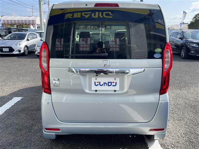 N-BOX G・Lホンダセンシング ホンダセンシング 純正ナビゲーション バックカメラ ビルトインETC レーダークルーズコントロール LEDヘッドライト パワースライドドア プッシュスタート スマートキー 純正フロアマット バイザー(8枚目)