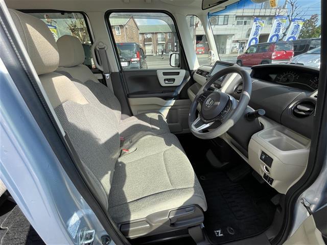 N-BOX G・Lホンダセンシング ホンダセンシング 純正ナビゲーション バックカメラ ビルトインETC レーダークルーズコントロール LEDヘッドライト パワースライドドア プッシュスタート スマートキー 純正フロアマット バイザー(33枚目)