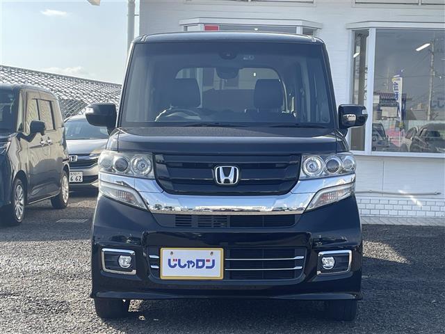 N-BOXカスタム G ターボSSブラックスタイルパッケージ ナビゲーション バックカメラ ハーフレザーシート HIDヘッドライト LEDフォグランプ ドライブレコーダー 両側パワースライドドア プッシュスタート スマートキー オートリトラミラー(2枚目)