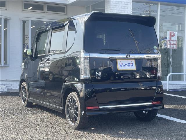 N-BOXカスタム G ターボSSブラックスタイルパッケージ ナビゲーション バックカメラ ハーフレザーシート HIDヘッドライト LEDフォグランプ ドライブレコーダー 両側パワースライドドア プッシュスタート スマートキー オートリトラミラー(7枚目)
