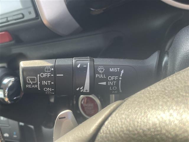 N-BOXカスタム G ターボSSブラックスタイルパッケージ ナビゲーション バックカメラ ハーフレザーシート HIDヘッドライト LEDフォグランプ ドライブレコーダー 両側パワースライドドア プッシュスタート スマートキー オートリトラミラー(19枚目)