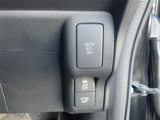 N-BOXカスタム G ターボSSブラックスタイルパッケージ ナビゲーション バックカメラ ハーフレザーシート HIDヘッドライト LEDフォグランプ ドライブレコーダー 両側パワースライドドア プッシュスタート スマートキー オートリトラミラー(23枚目)