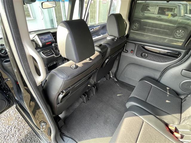 N-BOXカスタム G ターボSSブラックスタイルパッケージ ナビゲーション バックカメラ ハーフレザーシート HIDヘッドライト LEDフォグランプ ドライブレコーダー 両側パワースライドドア プッシュスタート スマートキー オートリトラミラー(32枚目)